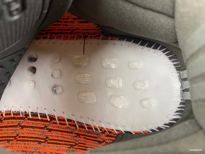 Adidas Carbon Boost V2 HQ7045 350 Beluga Yeezy 1102